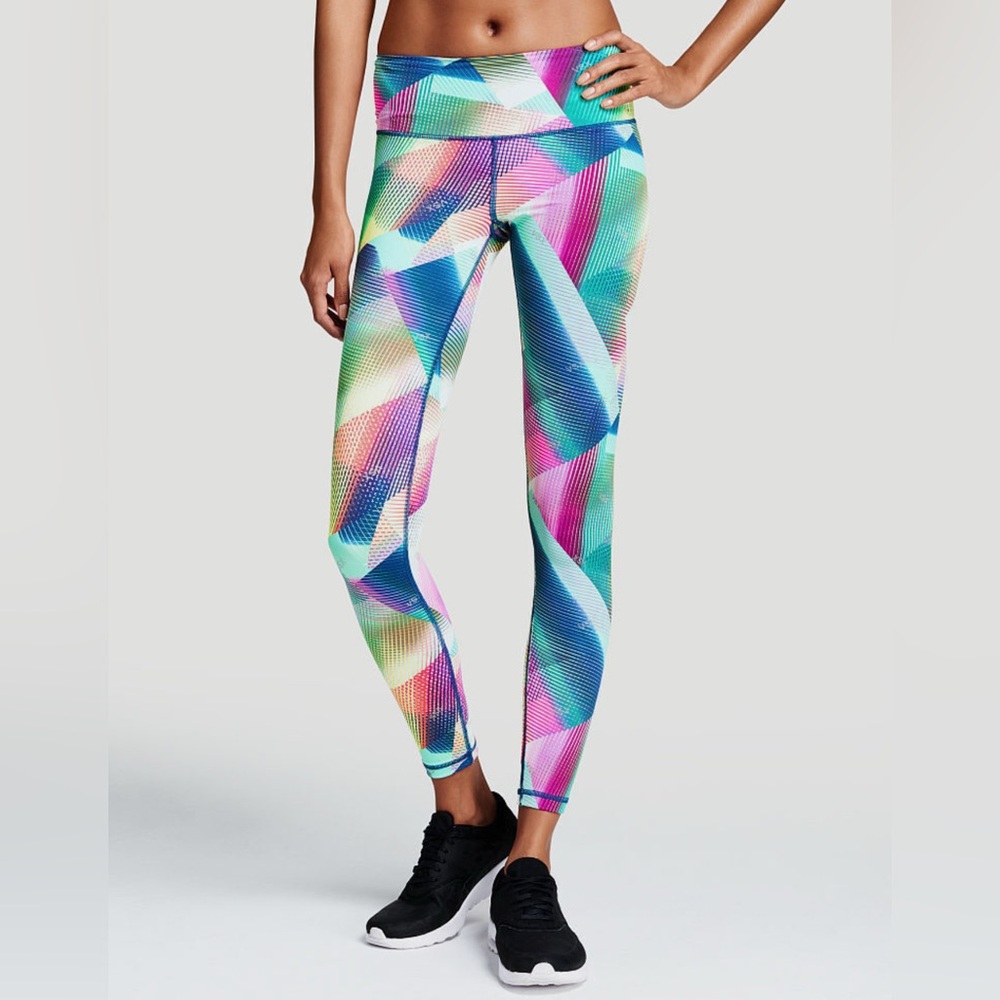 VICTORIA'S SECRET "VSX SPORT" DIGI CUBES ATHLETIC LEGGINS SIZE LARGE LONG🌟EUC🌟